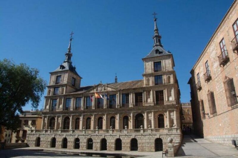 English Tour - Toledo Complete + Visit Casa Palacio - Historical Significance
