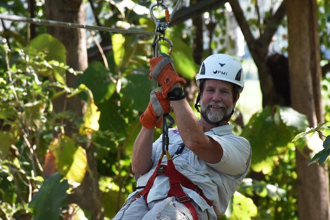 Enjoy 2 Hours of Original Canopy in Tarcoles Costa Rica - Spotting Wildlife in the Jungle