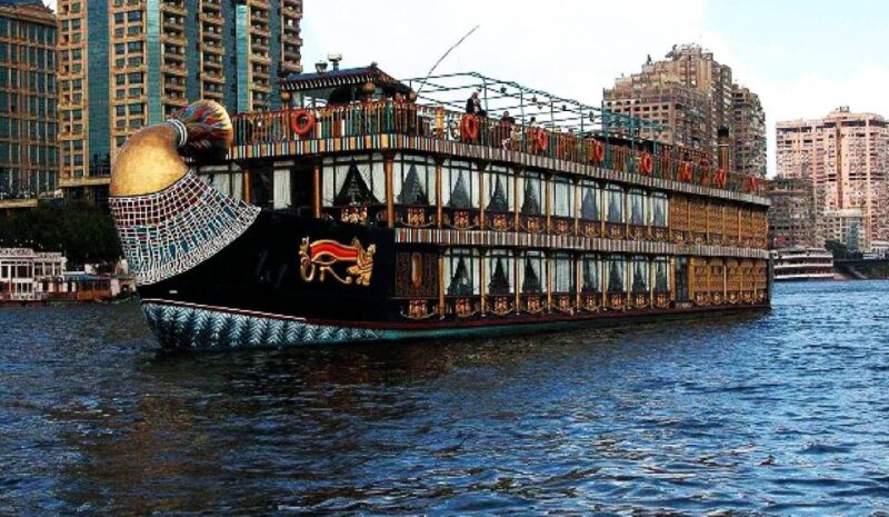 Enjoy 5 Days 4 Nights Egypt Holiday Package - Indulge in Cuisines