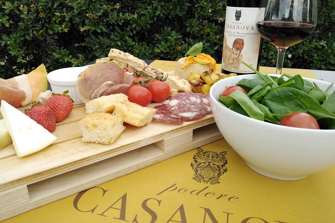 Enjoy a Meal With Wine Tasting in the Vineyard of Podere Casanova - Guest Experiences