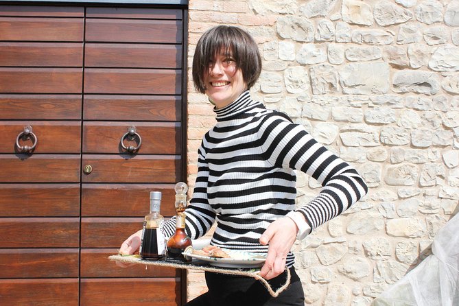 Enjoy a Private, Owner-Led Balsamic Vinegar Tour and Tasting in Vignola, Modena - Suitability for Travelers