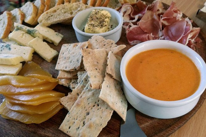 Enjoy an Authentic Argentinean Meal & Cooking Lesson With a Local in Their Home - Key Points
