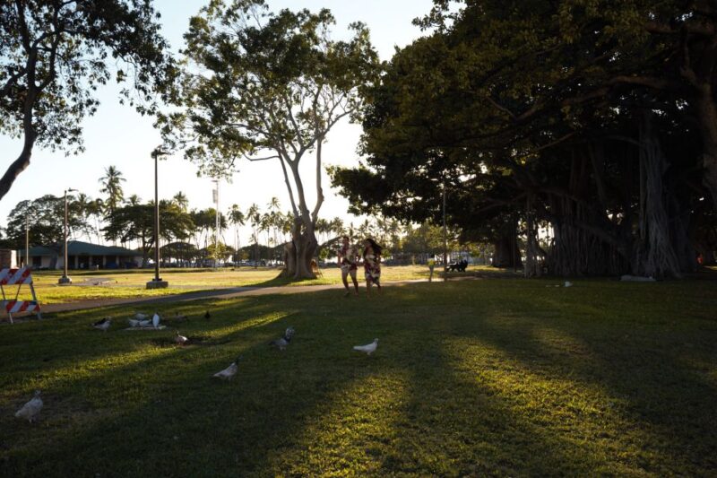 Enjoy Private Professional Photo Tour in Honolulu Island - Tour Duration and Price