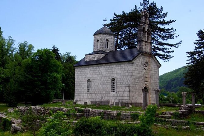 Enjoy Private Transfers by Car or Van From Podgorica Airport to Budva or Becici - Pickup and Meeting Points