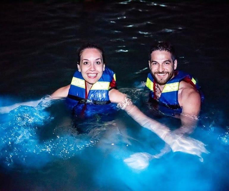 Enjoy the Beach at Barú: Aviary + Bioluminescense Plankton - Itinerary Details