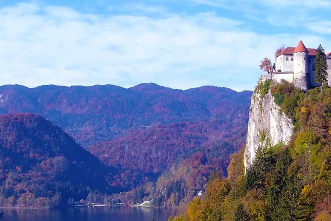 Enjoy the Boat Ride on Lake Bled and Castle - Group Size and Transportation