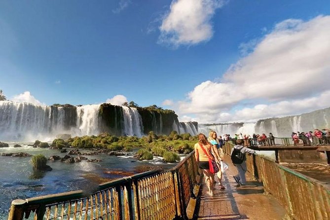 Enjoy the Iguazu Falls and the Devils Throat From the Argentine Side - Guided Tour in Spanish and English