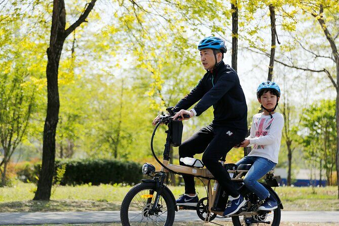 ENKO Electric Bike Ride on The Han River Bike Path in Seoul - The Riding Experience