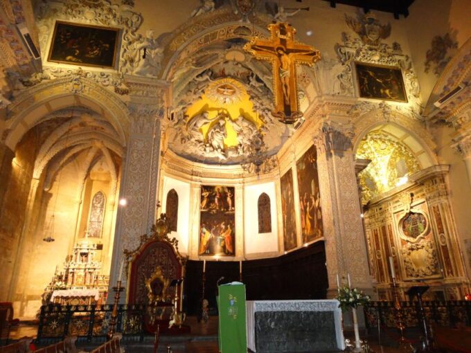 Enna: Historical Walking Tour With a Guide - Exploring Castle of Lombardy