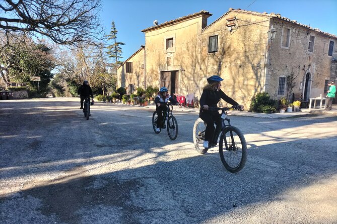 Enobike Tour to Lake Corbara and Titignano Castle - Booking Details and Policies