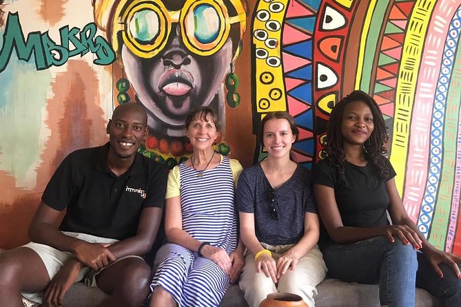 Entebbe Walking Tour (3 Hours) With Zoo and Botanical Gardens Options - Meeting and End Points