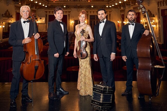 Entrance Ticket Show at Mansion Tango - Inclusions and Amenities