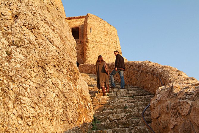 Entrance to the Castle of Morella Castellón - Operating Hours