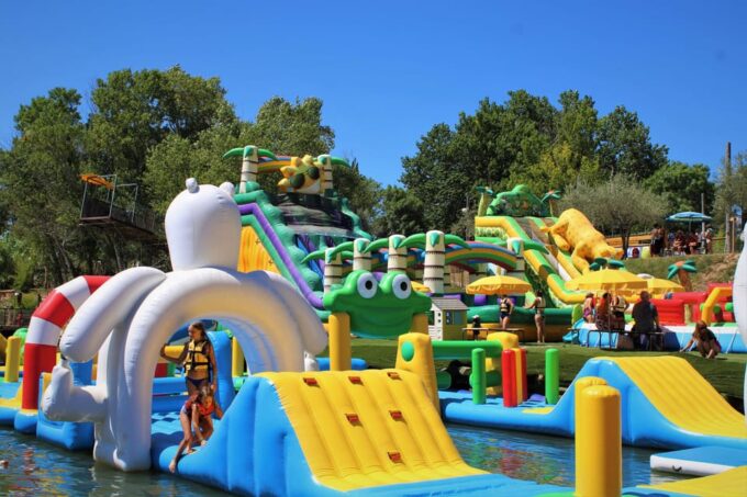 Entrance to the Giant Water Park From 5 to 99 Years Old - Directions to the Park