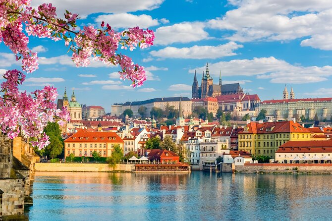 Entry Ticket to Prague Castle & Surroundings With Audio Tour - Key Points