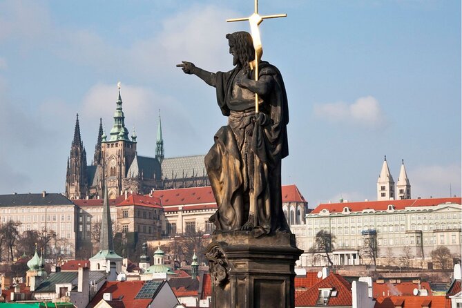 Entry Ticket to Prague Castle & Surroundings With Audio Tour - Meeting and Operating Hours