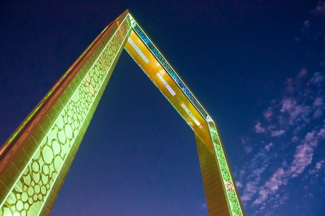 Entry Tickets to Dubai Frame - Host Responsiveness