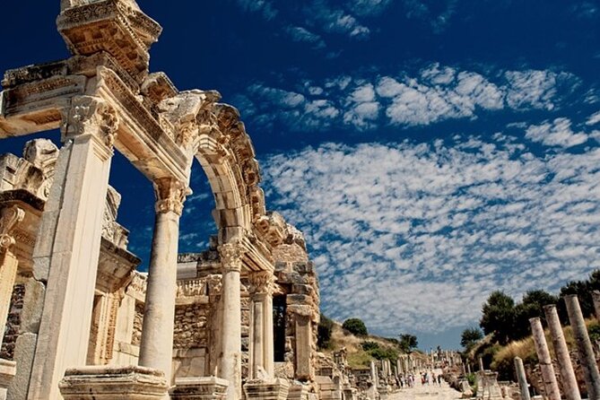 Ephesus Ancient City Tour With BBQ Lunch & Transfer From Bodrum - Lunch and Dining