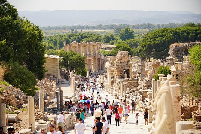 Ephesus and Pamukkale 2 Day Tour From Fethiye - Exploring Ephesus Ruins