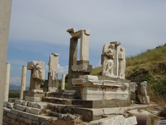Ephesus: Full-Day Tour From Kusadasi or Izmir - Language Support for Guides