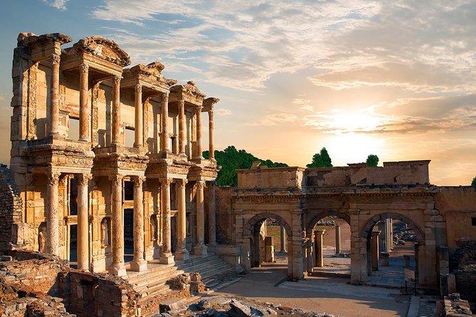 Ephesus Tour From Izmir Airport - Photo Opportunities at Prime Locations
