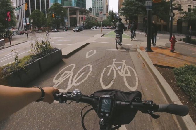 Epic Electric Bike by Cycle City Tours - Professional Guide and Safety