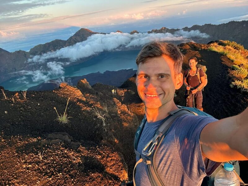Epic Rinjani One-Day Trek: Senaru or Sembalun Pathways - Trekking Routes