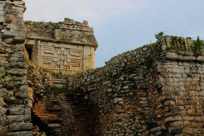 Equinox Splendor: Chichén Itzá Sunset Tour - Additional Information
