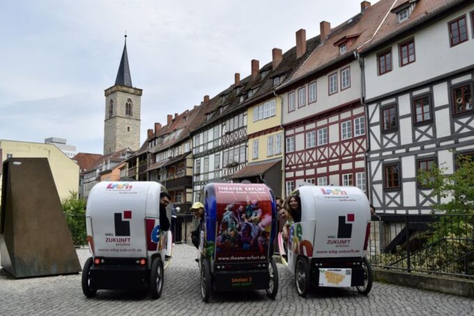 Erfurt: Private Guided Classic Old Town E-Rickshaw Tour - Exploring Erfurts Sights