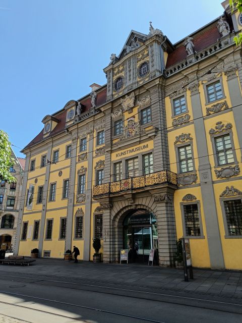 Erfurt: Smartphone Scavenger Hunt Sighteeing Tour - Engaging Game Dynamics