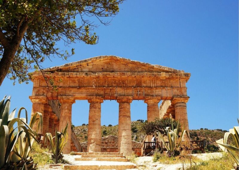 Erice and Segesta Multi-Language Tour From Palermo - Key Points