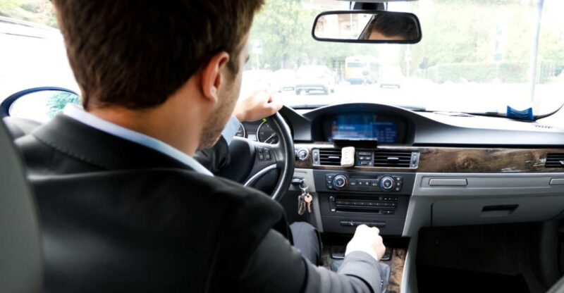 Ericeira: Lisbon Airport Private Transfer - Vehicle and Driver