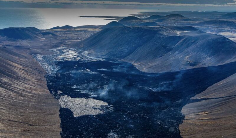 Eruption Tour - Helicopter Tour Details