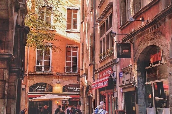 Escape Game in Old Lyon - Location and Meeting Details