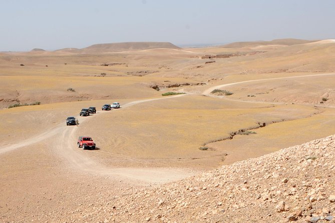 Escape Marrakech: Agafay Desert & Lalla Takerkoust Lake Day Trip - Additional Information