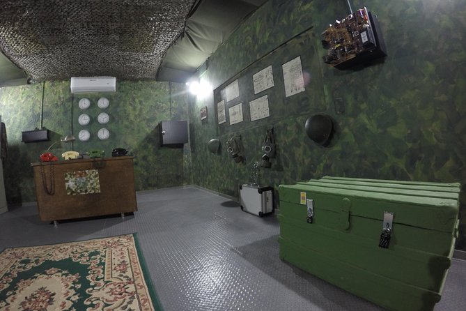 Escape Room in Guadalajara: Save the World in a Bunker - Booking Details