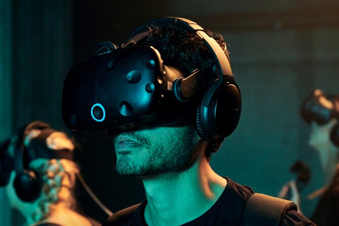 Escape Room VR Near Hamburg - Exploring the Escape Room