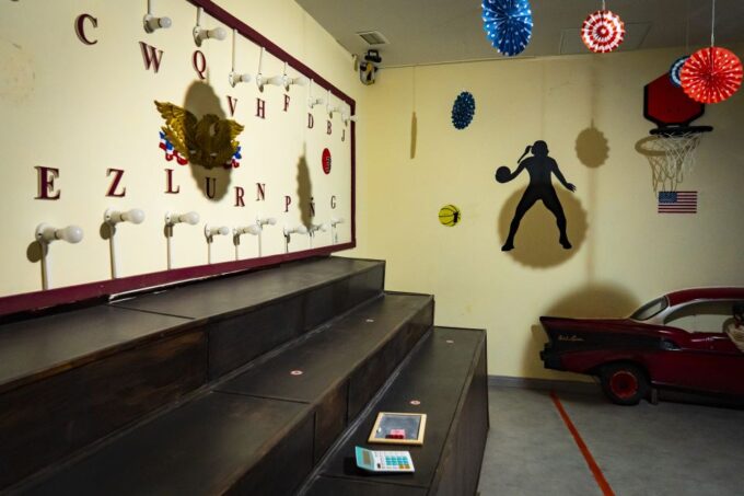 Escape Rooms 50S Rock and Roll at Holidayworld - Safety Considerations