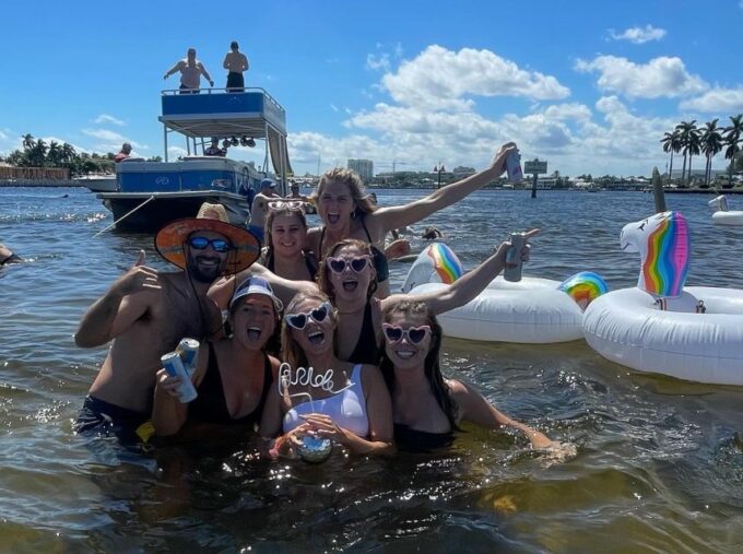 Escape to Paradise: Private Island Boat Adventure in Tampa - Getting to the Departure Point