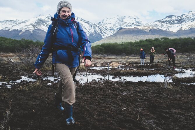 Esmeralda Lagoon: A Trekking Adventure - Guided Tour Inclusions
