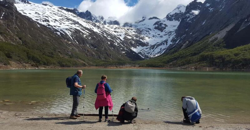 Esmeralda Lagoon: Private Hiking Tour - Guided Tour Details