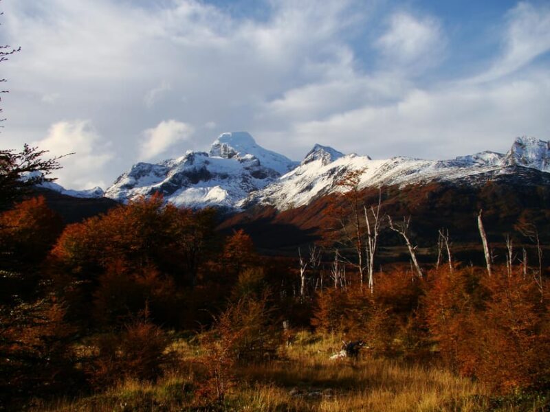Esmeralda Lagoon: Private Hiking Tour - Inclusions