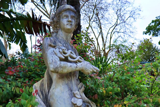 Esoteric Journey Through the Park and Palace of Regaleira - Tour Highlights and Guide
