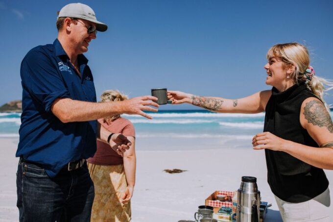 Esperance: Cape Le Grand National Park 4x4 Beach Adventure - Getting to the Park