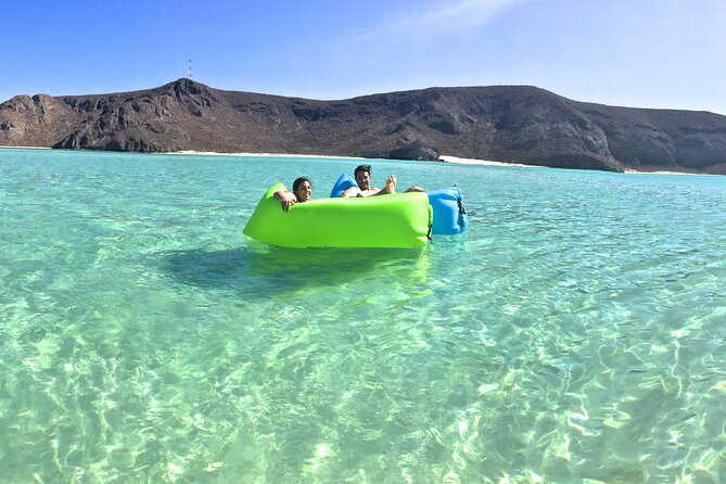 Espiritu Santo Island Combo: Sea Lions and Paddleboard 1 to 6 Private Group - Included Equipment