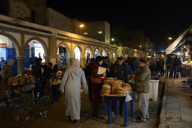 Essaouira Guided Tour: 3 on 1 - Nightlife Tour, Live Like a Local & Street Food - Local Workshops