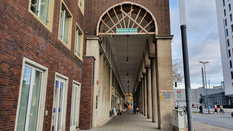 Essen: Highlights of City Center Self-Guided Walking Tour - Diverse Tour Highlights