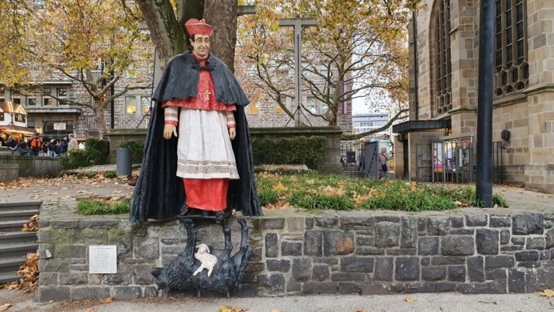 Essen: Highlights of City Center Self-Guided Walking Tour - Technical Requirements and Access