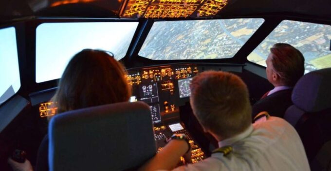 Essen-Mülheim: Airbus A320 Flight Simulator - Pre-Flight Preparation
