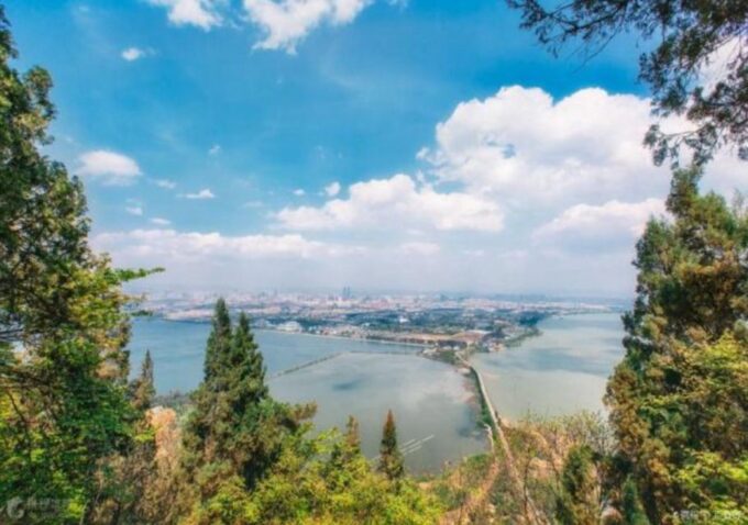 Essences of Kunming Downtown Day Tour - Afternoon Explorations